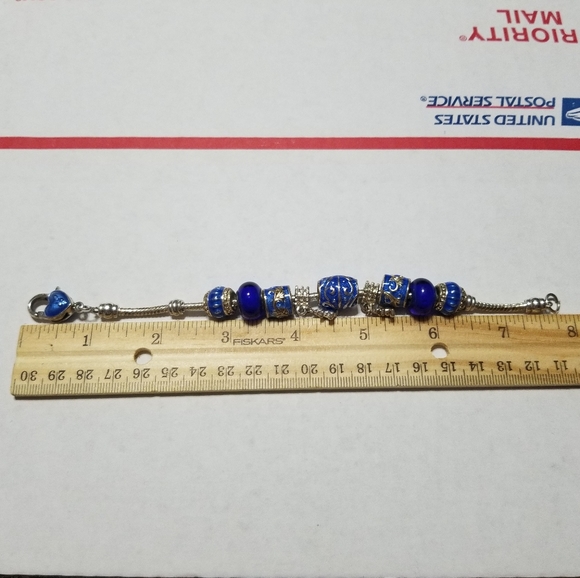 Silver charm bracelet - Picture 2 of 2